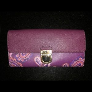 Used Authentic Michael Kors Wallet.